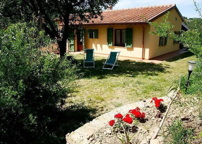Villa Con Piscina 10 Posti Letto, L'oliveta Di Rivalto *